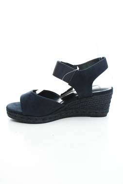 Сандали Next2