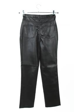 Дамски кожен панталон Guess2