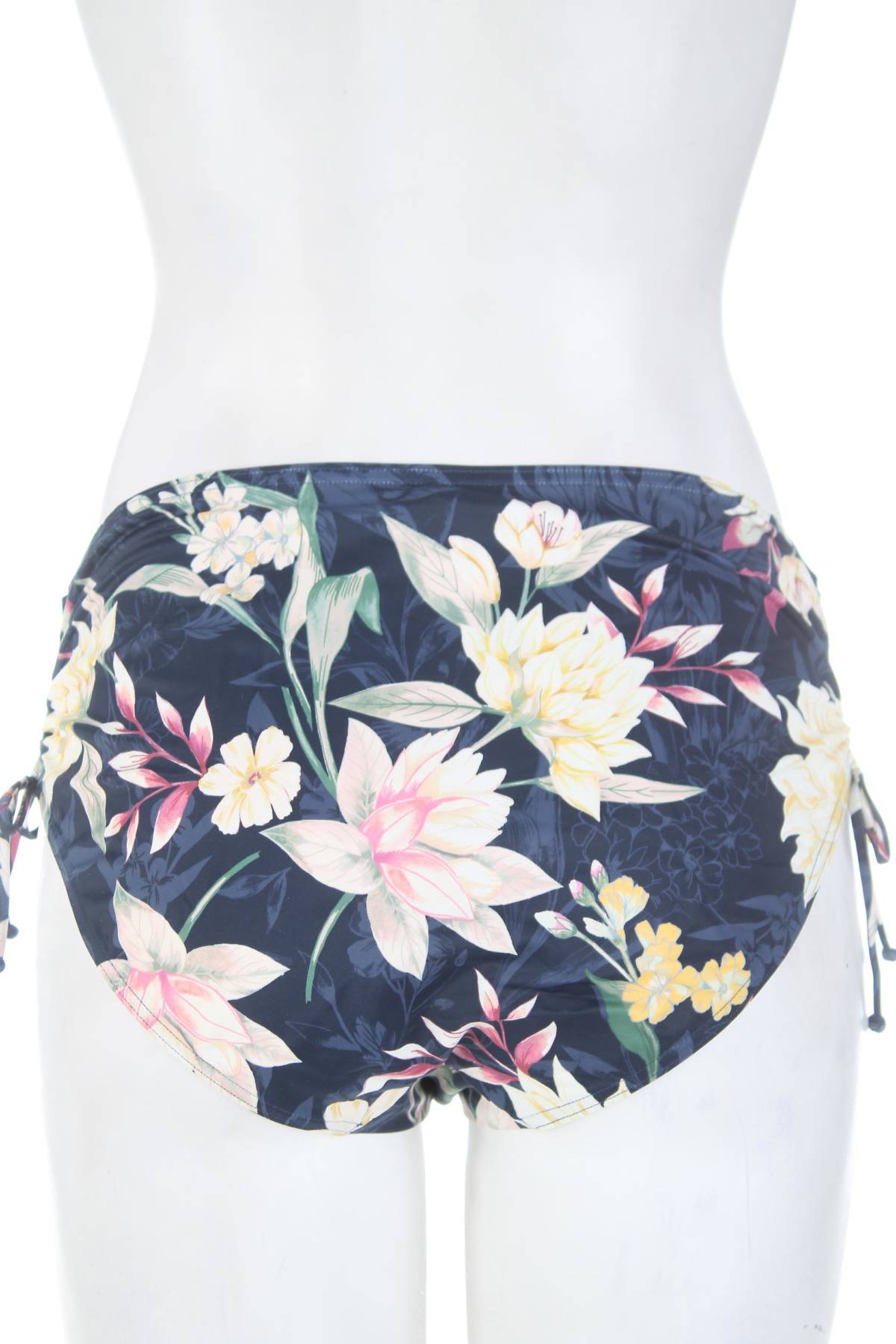 Μαγιό κάτω τμήμα Triumph2