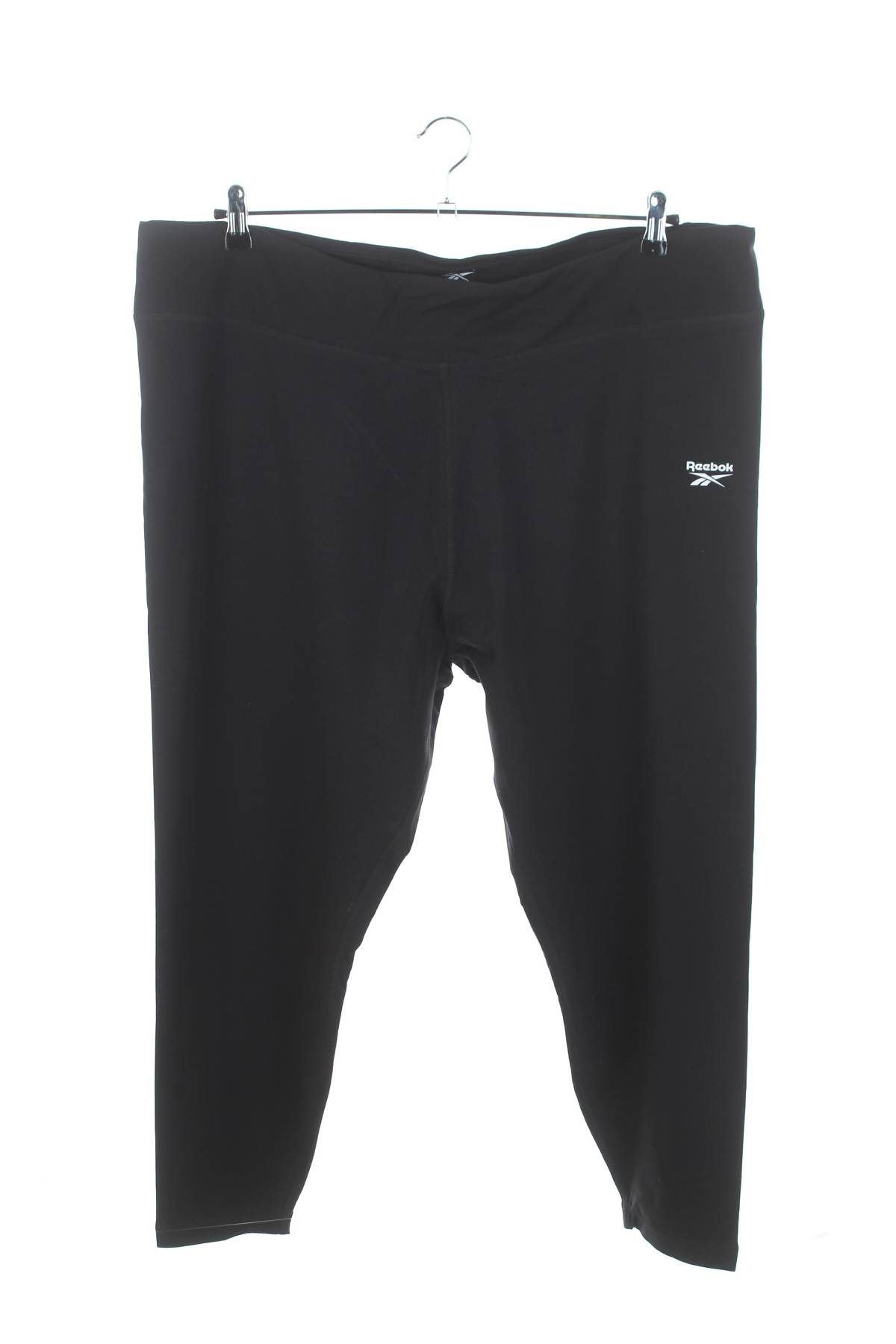 Дамски спортен клин Reebok1