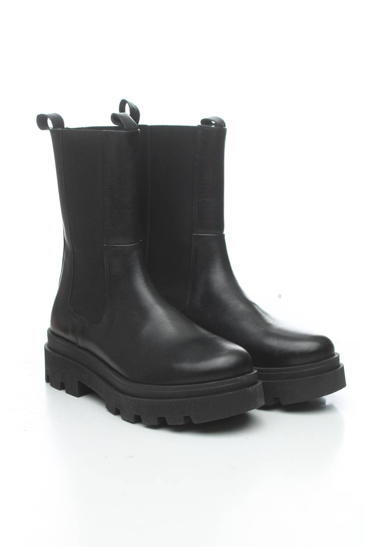 Дамски боти Andre3