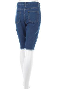Дамски къси дънки Boohoo2 - Contour.bg Дамски къси дънки Boohoo2