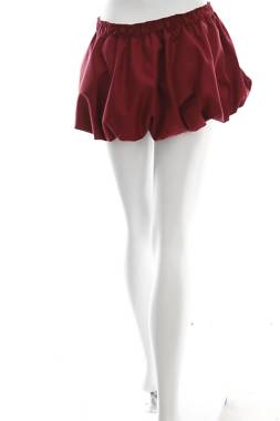 Пола Pretty Little Thing2