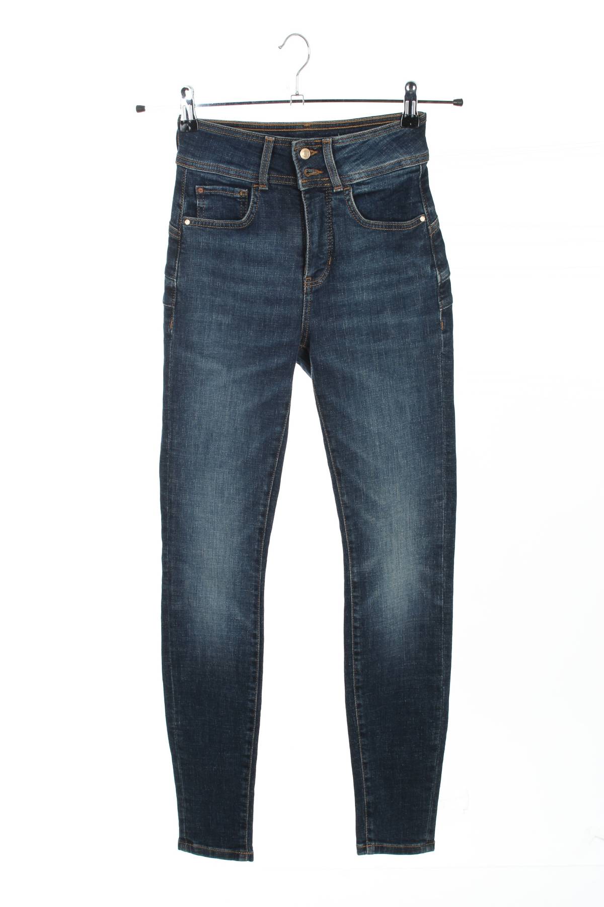 Γυναικεία τζιν Guess1