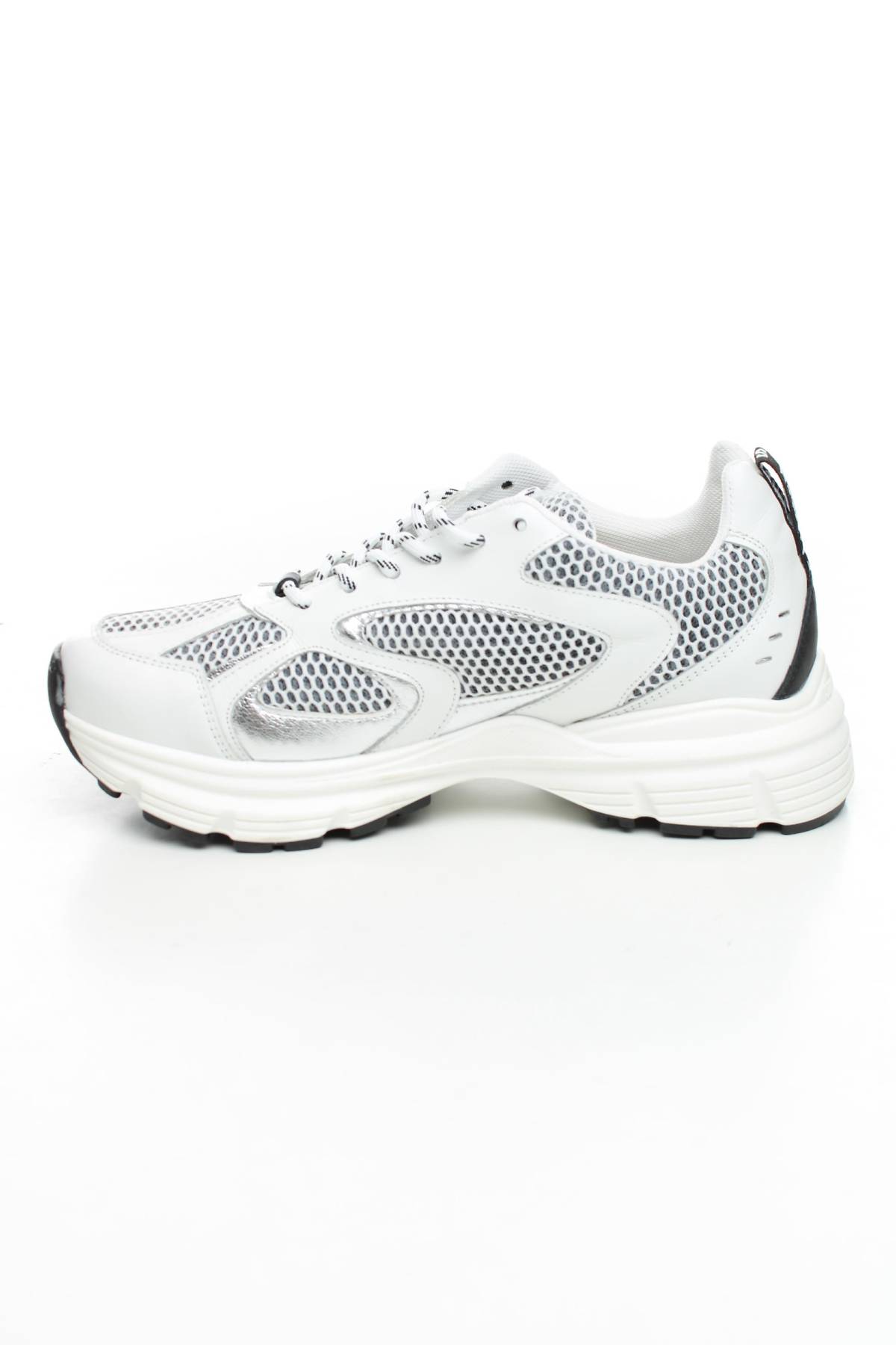 Αθλητικά παπούτσια Steve Madden2 - Contourshop.gr Αθλητικά παπούτσια Steve Madden2