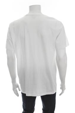 Мъжка тениска Jack & Jones2