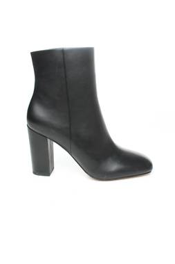 Дамски боти Steve Madden1