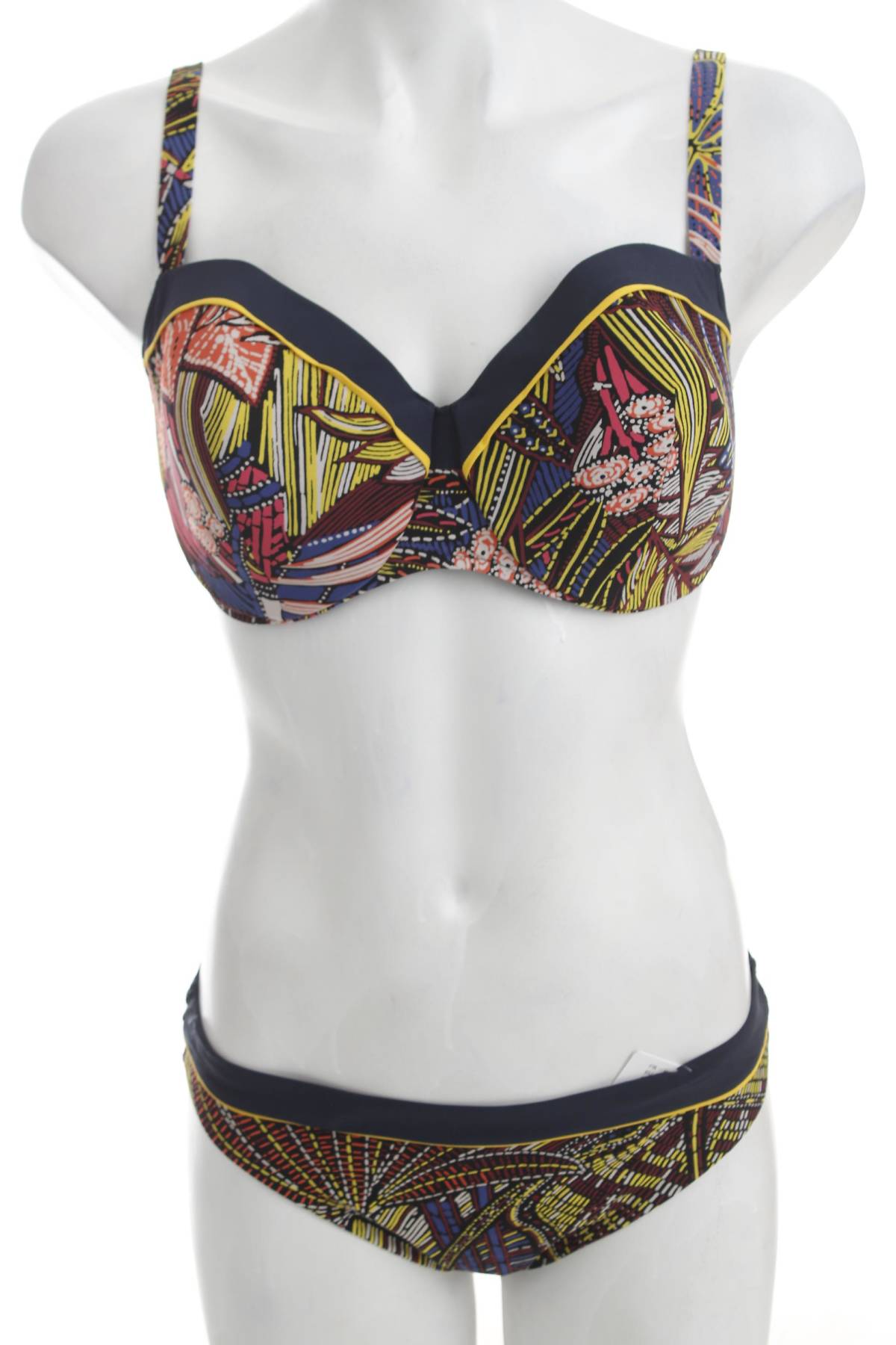 Бански костюм Chantelle1 - Contour.bg Бански костюм Chantelle1