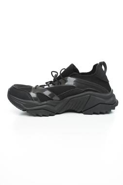 Маратонки Steve Madden2