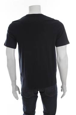 Мъжка тениска Jack & Jones2