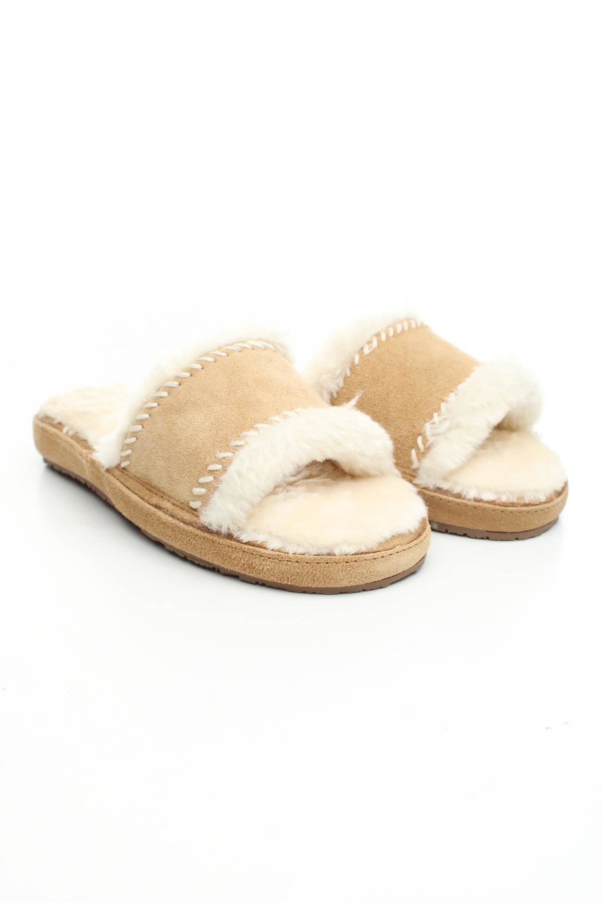 Πέδιλα Minnetonka3