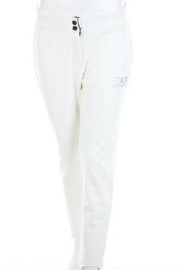 Γυναικείο παντελόνι EA7 Emporio Armani1