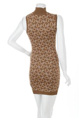 Φορέματα Guess2