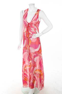 Плажна рокля Guess1