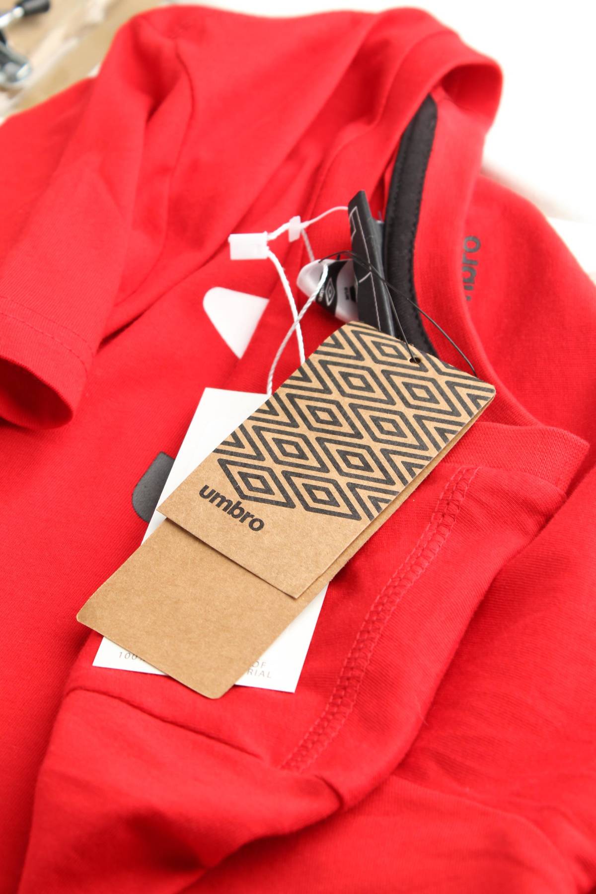 Детска тениска Umbro2 - Contour.bg Детска тениска Umbro2