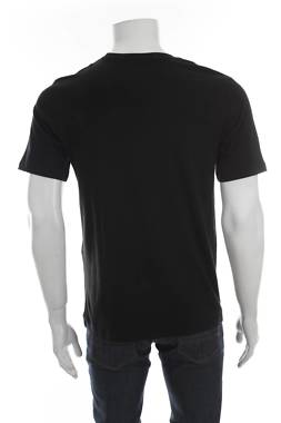 Мъжка тениска Jack & Jones2