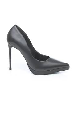 Дамски обувки Steve Madden1 - Contour.bg Дамски обувки Steve Madden1