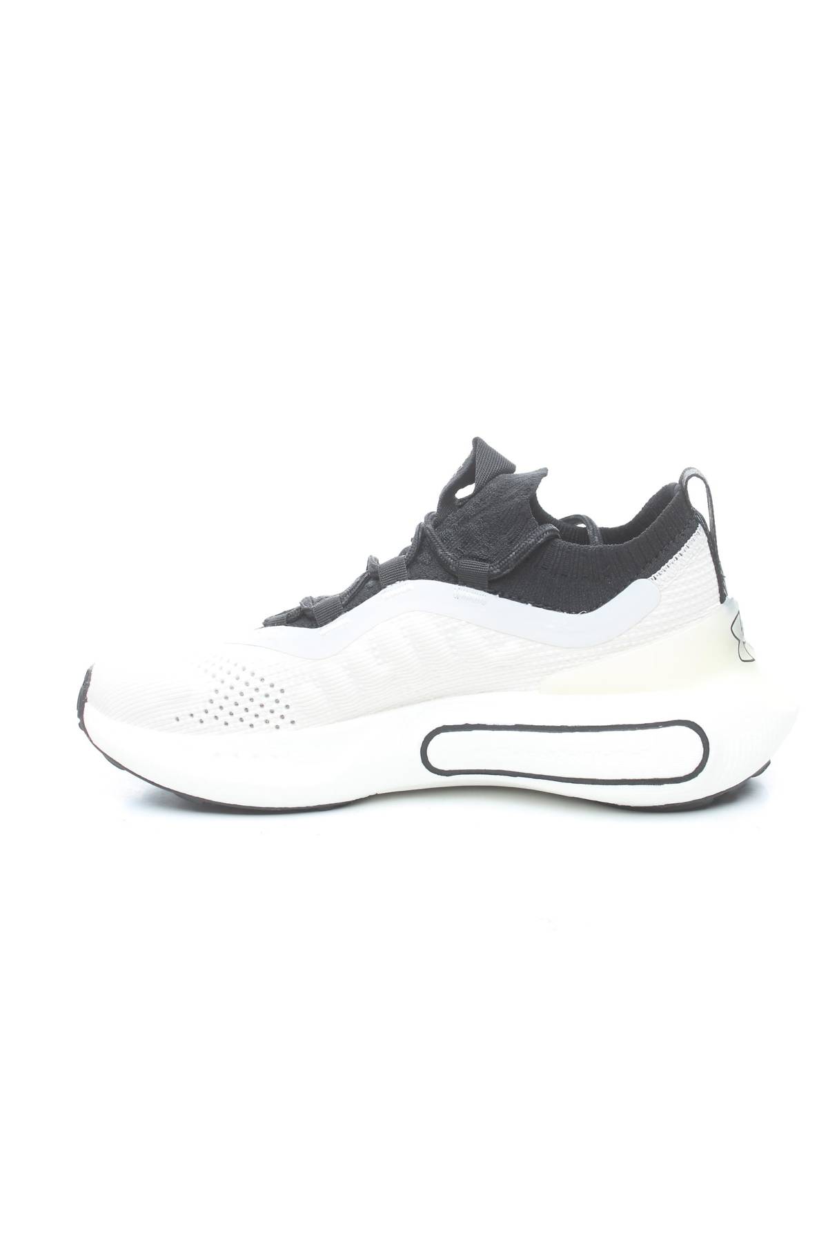 Αθλητικά παπούτσια Under Armour2