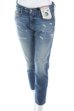 Дамски дънки Diesel1