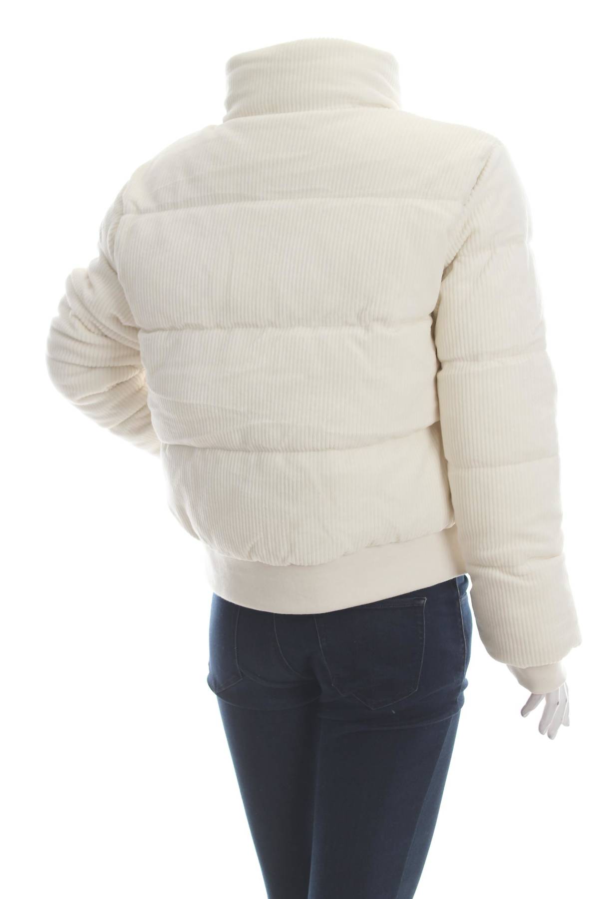 Дамско яке FILA2