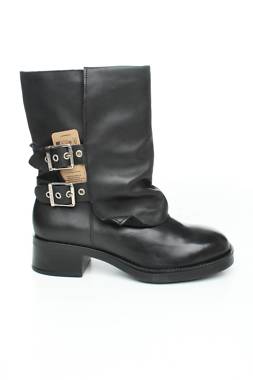 Дамски боти Steve Madden1