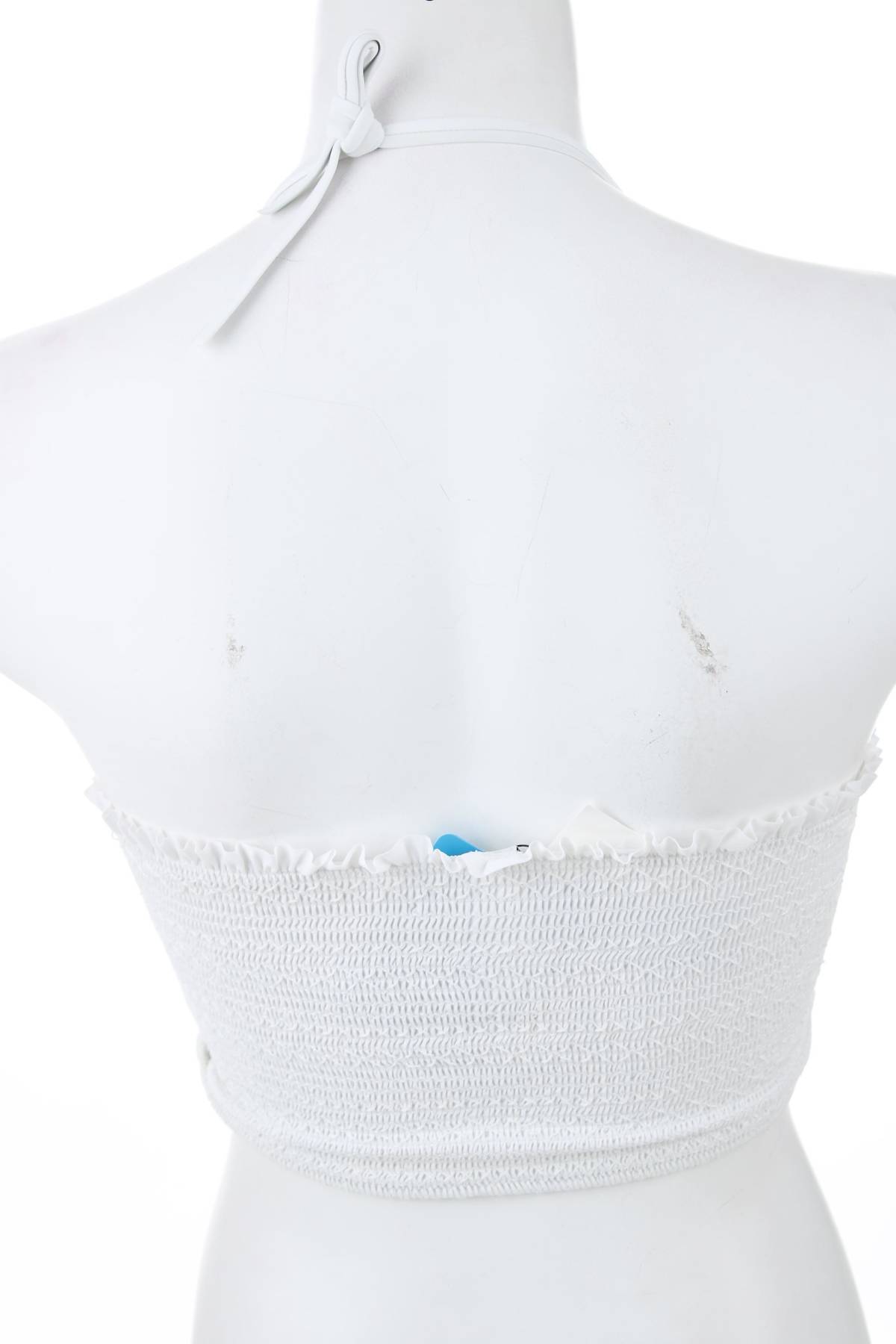 Бански горнище Tina Kunakey X Etam2 - Contour.bg Бански горнище Tina Kunakey X Etam2