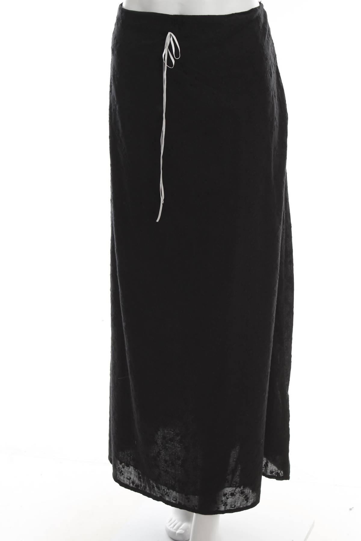 Пола Boohoo1