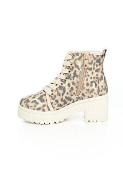 Детски обувки River Island2