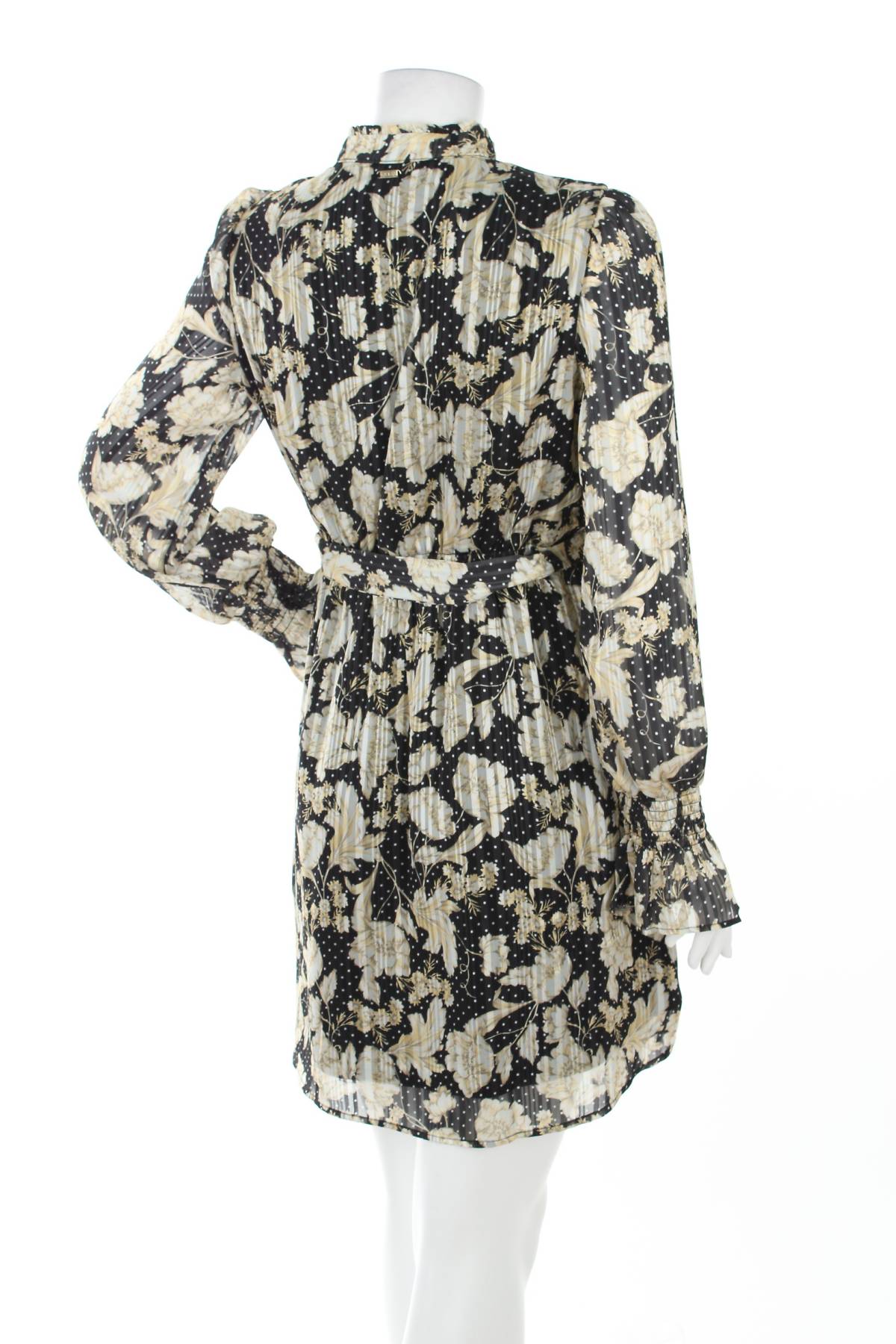 Φορέματα Guess2