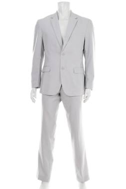 Мъжки костюм Oppo Suits1