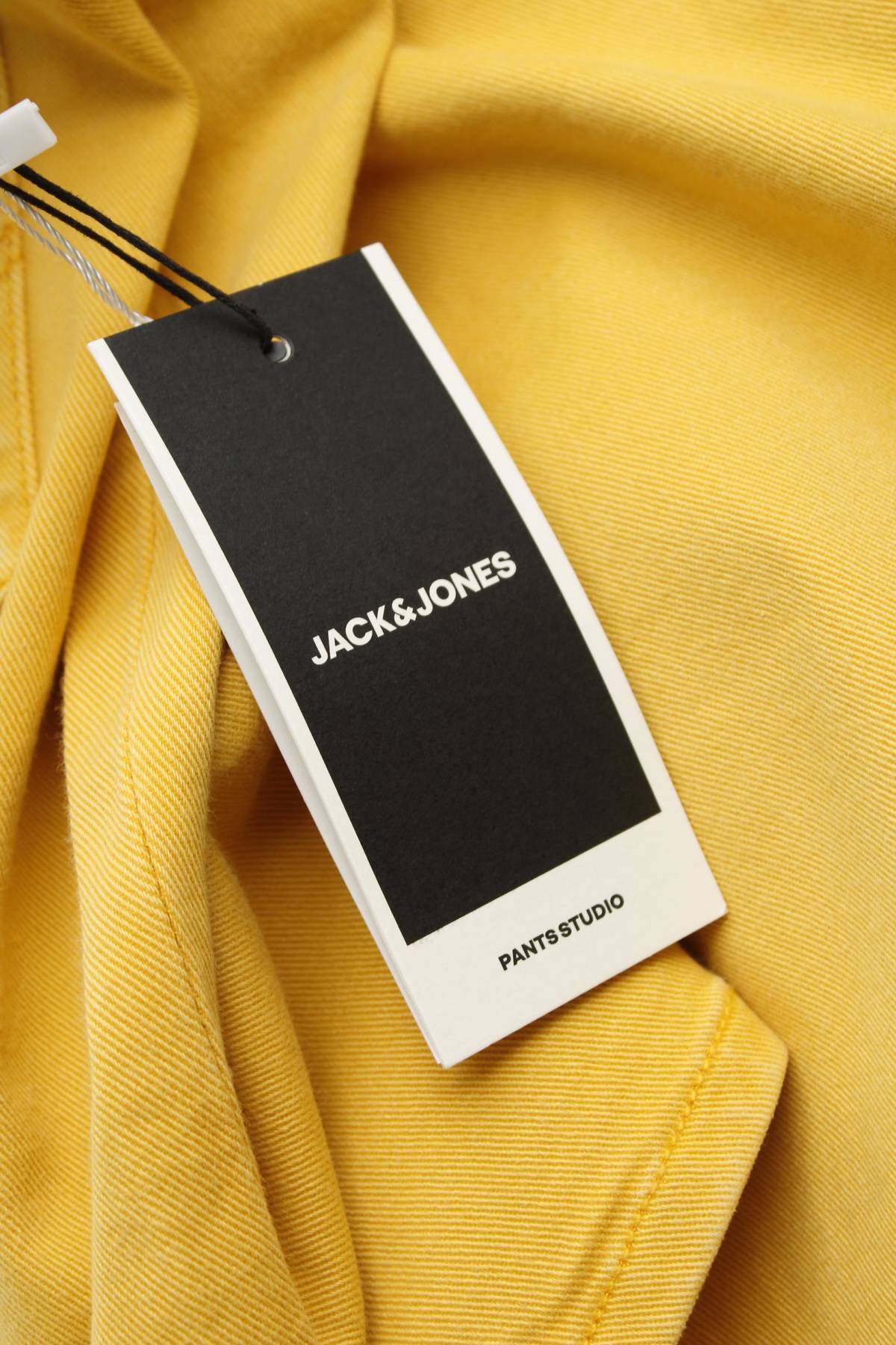 Мъжки къси дънки Jack & Jones3 - Contour.bg Мъжки къси дънки Jack & Jones3