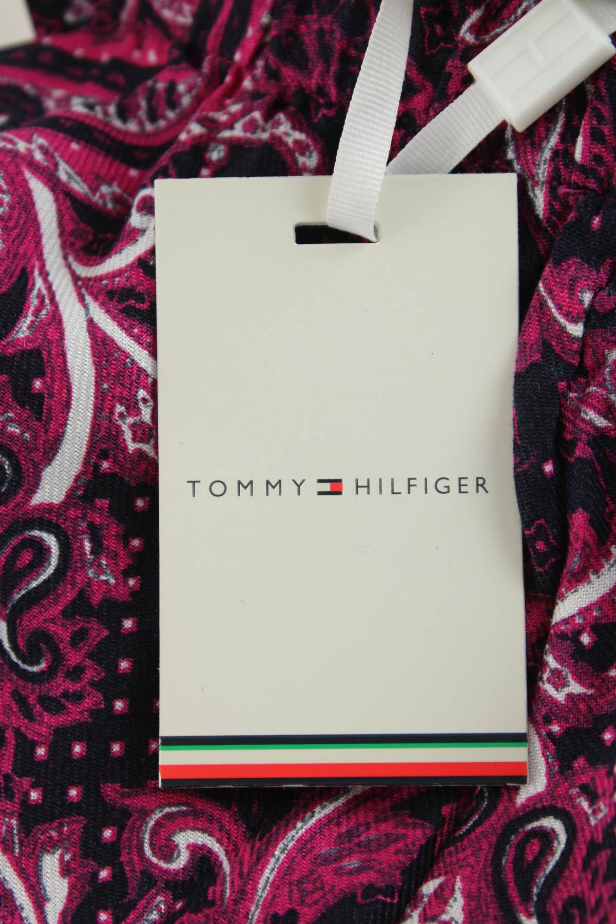 Дамска пижама Tommy Hilfiger3