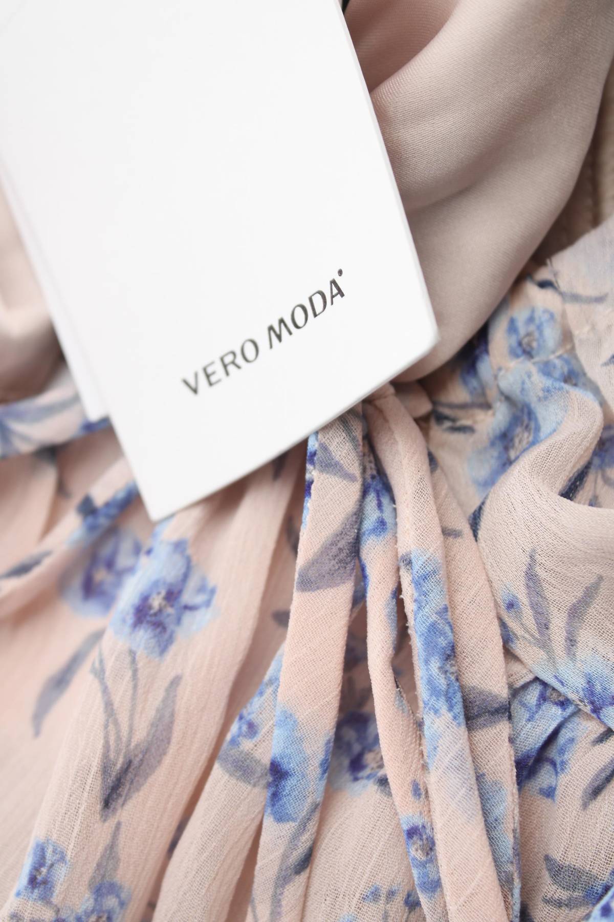 Γυναικεία μπλούζα Vero Moda3 - Contourshop.gr Γυναικεία μπλούζα Vero Moda3