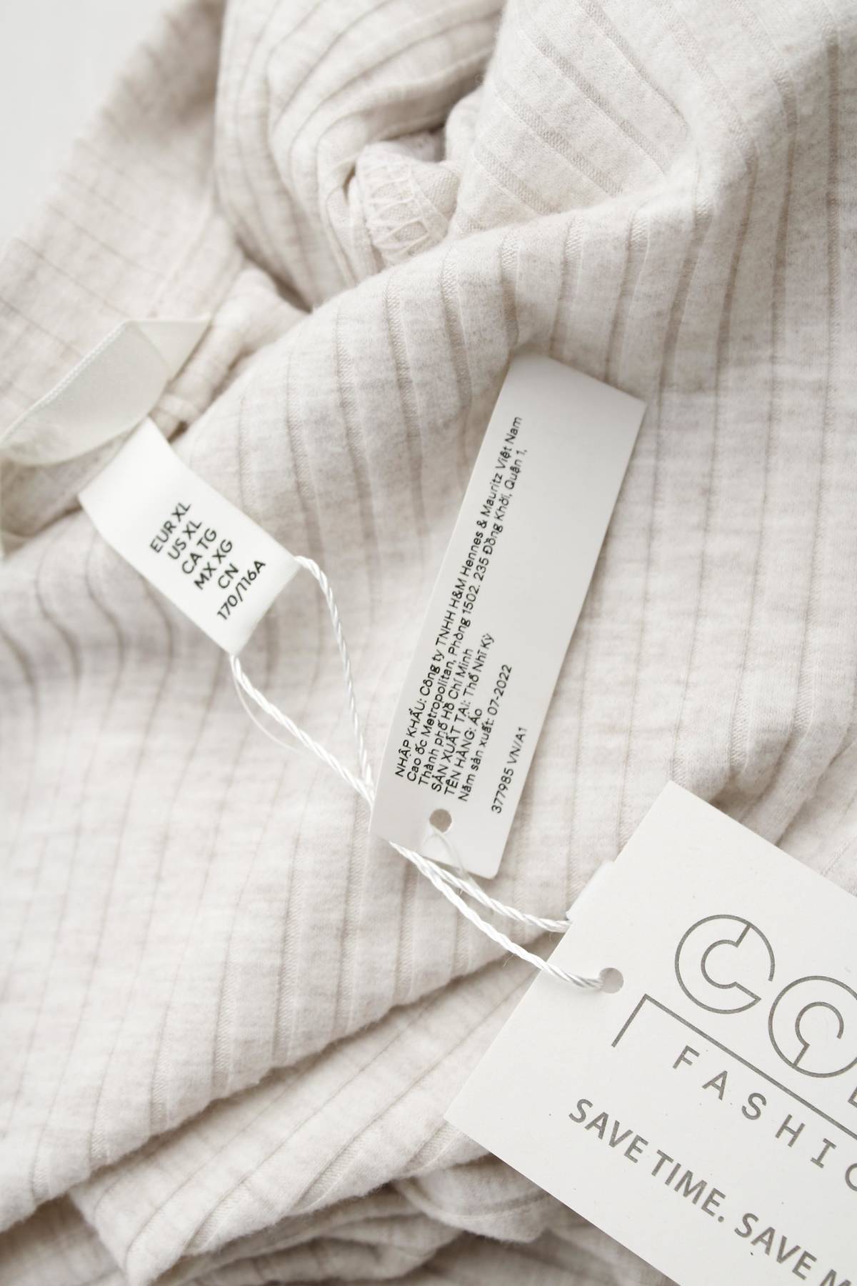 Дамска блуза H&M3 - Contour.bg Дамска блуза H&M3