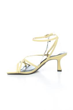 Сандали Zara2