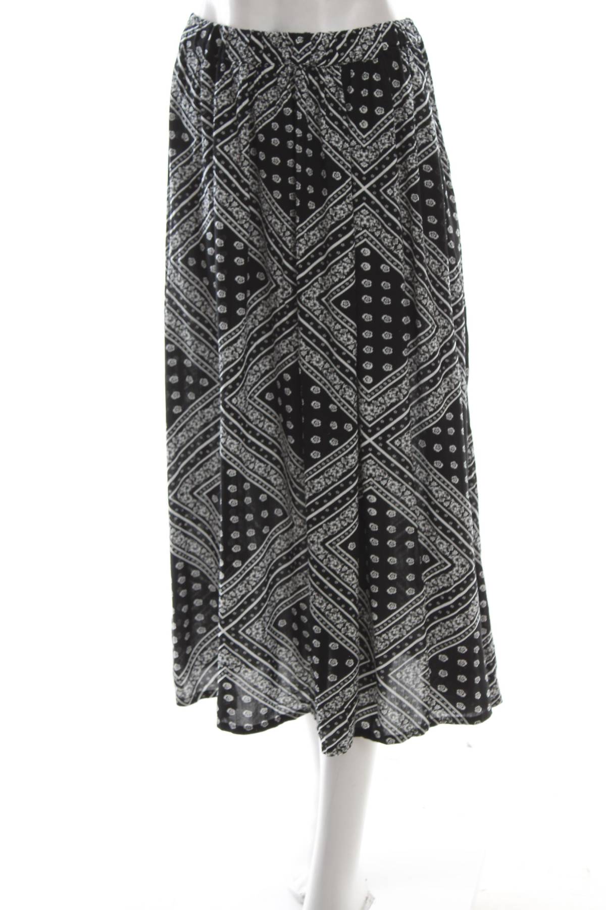 Φούστα Only Carmakoma1 - Contourshop.gr Φούστα Only Carmakoma1