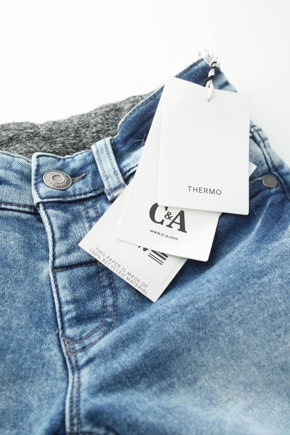 Детски дънки C&A3