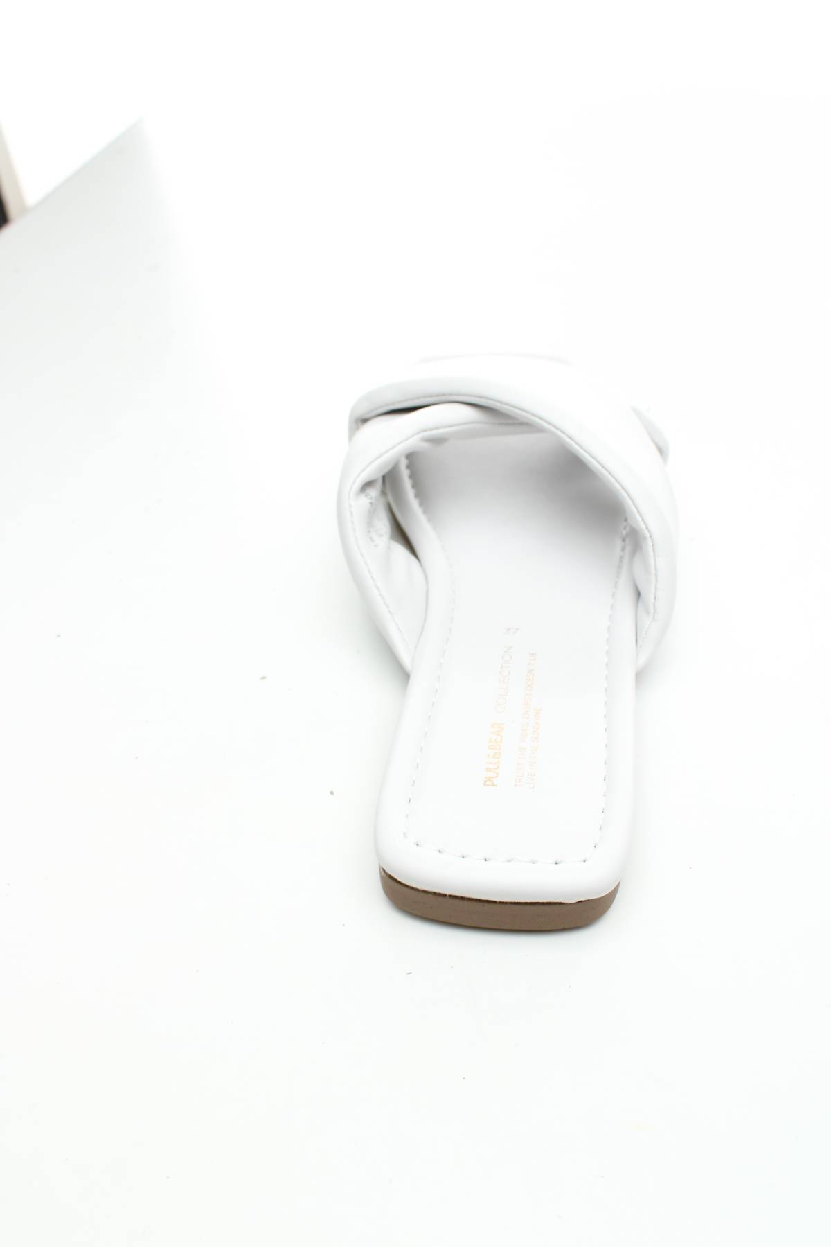 Πέδιλα Pull & Bear5