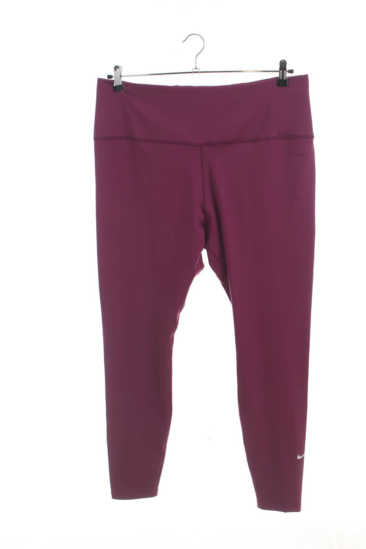 Дамски спортен клин Nike1 - Contour.bg Дамски спортен клин Nike1