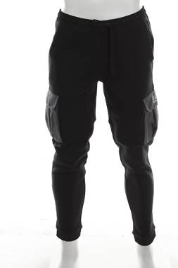 Мъжко спортно долнище EA7 Emporio Armani1