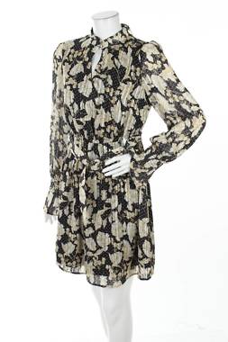 Φορέματα Guess1