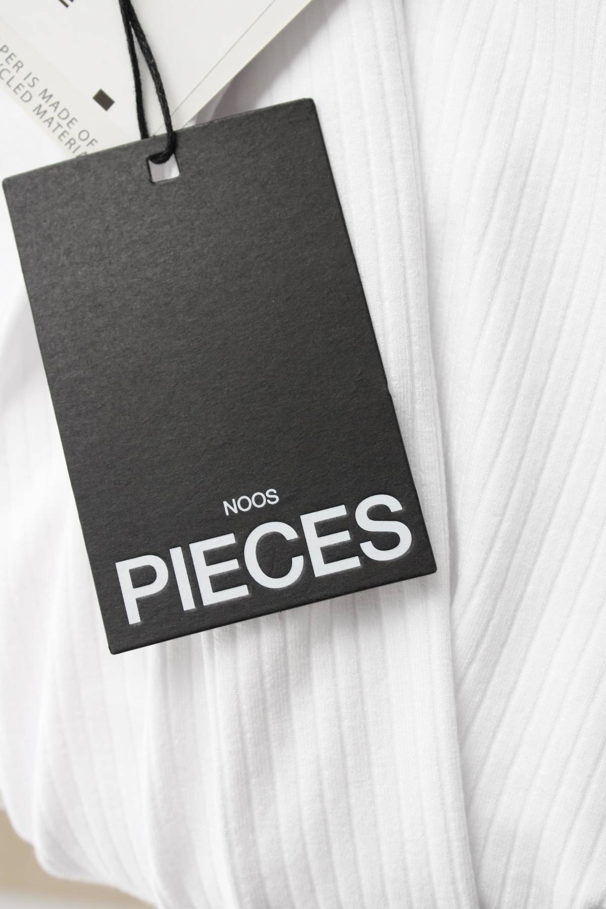 Γυναικεία μπλούζα Pieces3 - Contourshop.gr Γυναικεία μπλούζα Pieces3
