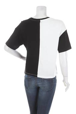 Дамска тениска Bershka2