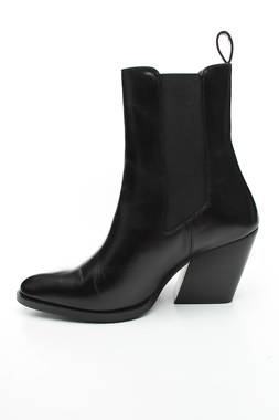Дамски боти Claudie Pierlot2 - Contour.bg Дамски боти Claudie Pierlot2