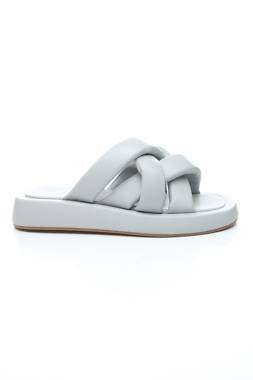 Чехли Vanessa wu1