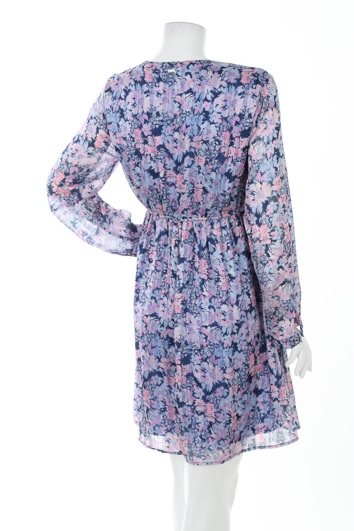 Φορέματα Guess2