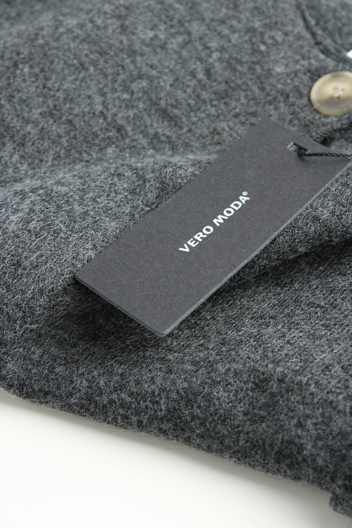 Дамска жилетка Vero Moda3