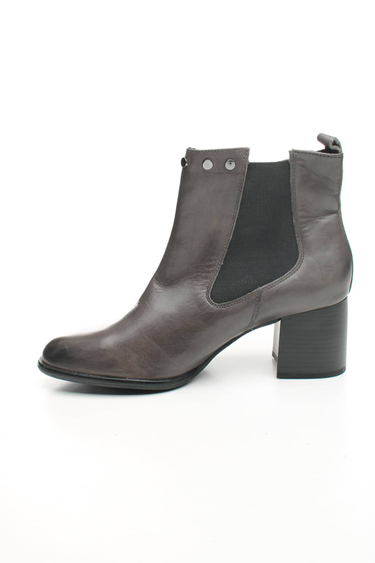 Γυναικεία μποτάκια S.Oliver Black Label2