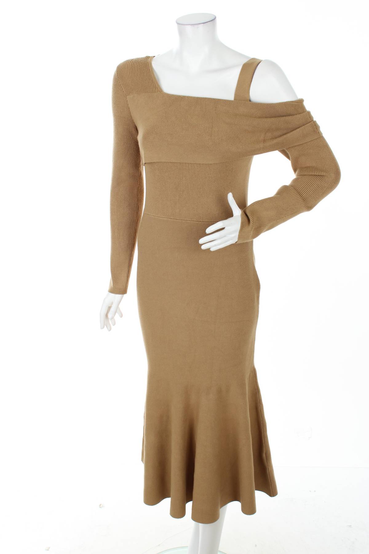 Φορέματα Guess By Marciano1