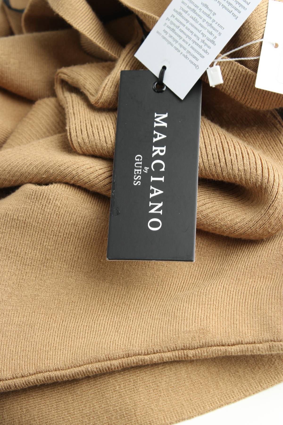 Φορέματα Guess By Marciano3